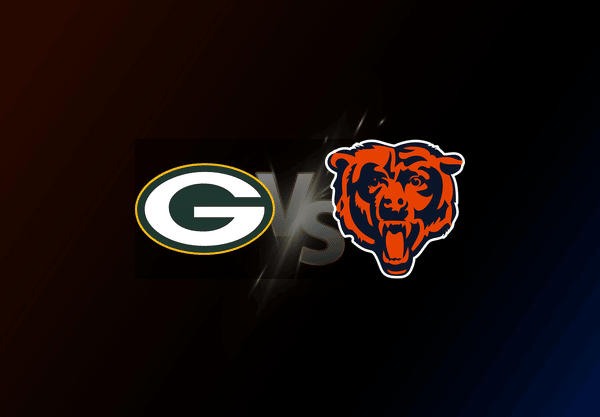 Green Bay Packers v Chicago Bears