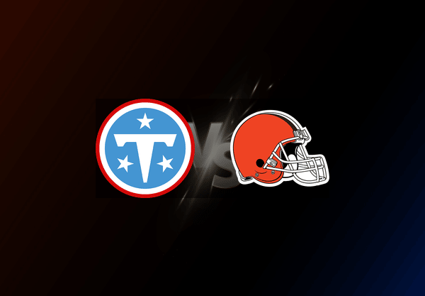 Tennessee Titans v Cleveland Browns