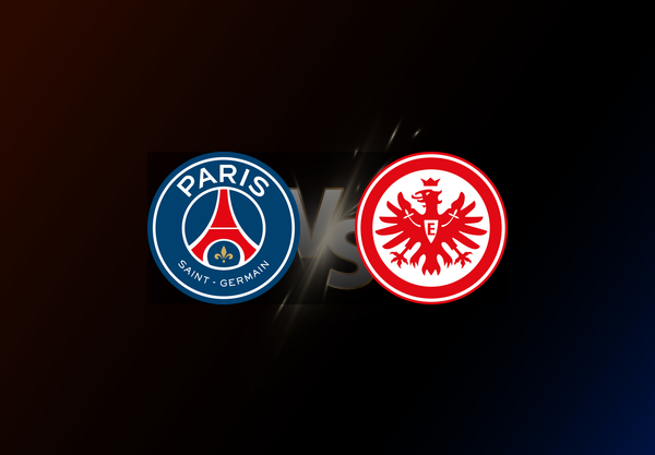 Paris Saint-Germain Women v Eintracht Frankfurt Women